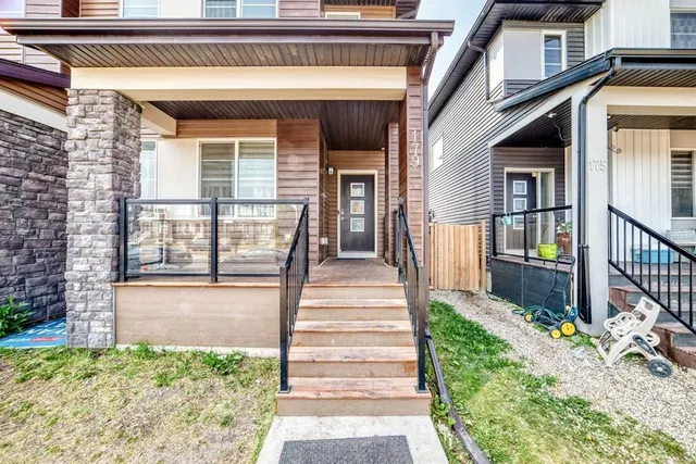179 Cornerstone Ave, Calgary 3