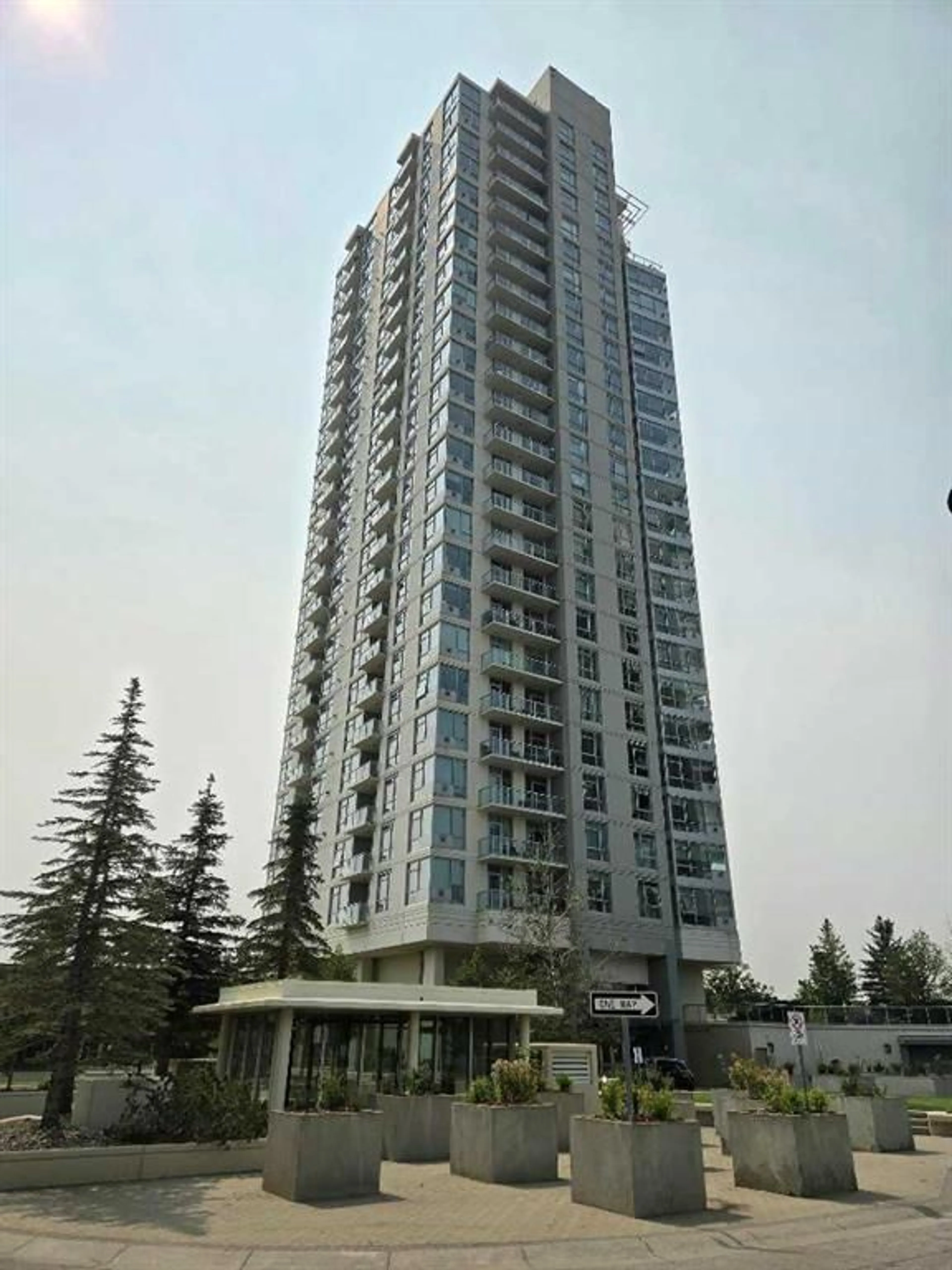 pillar/IMG-A2335847_1.jpg