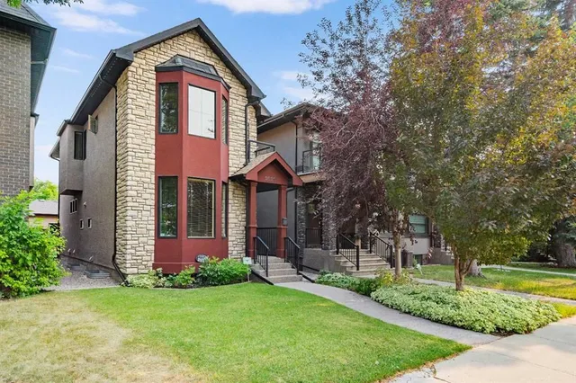 2526 3 Ave, Calgary 2