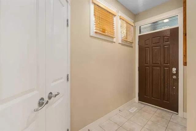 2526 3 Ave, Calgary 4