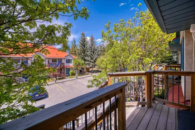1720 Bow Valley Trail #114, Canmore 3