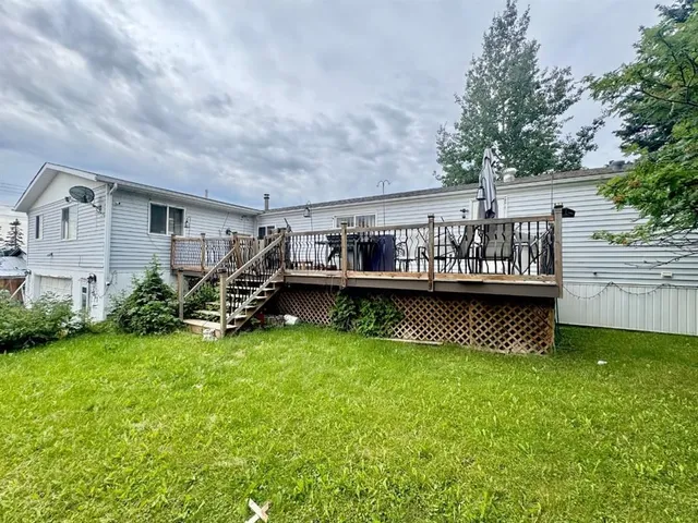 517 3rd Avenue, Fox Creek 3