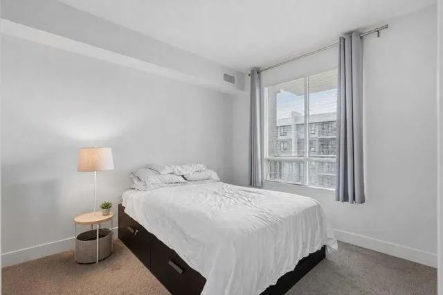 38 9 St #513, Calgary 5