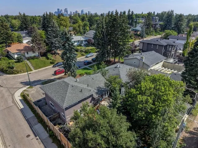 1615 23 St, Calgary 4