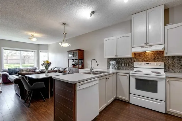 1920 14 Ave #119, Calgary 2