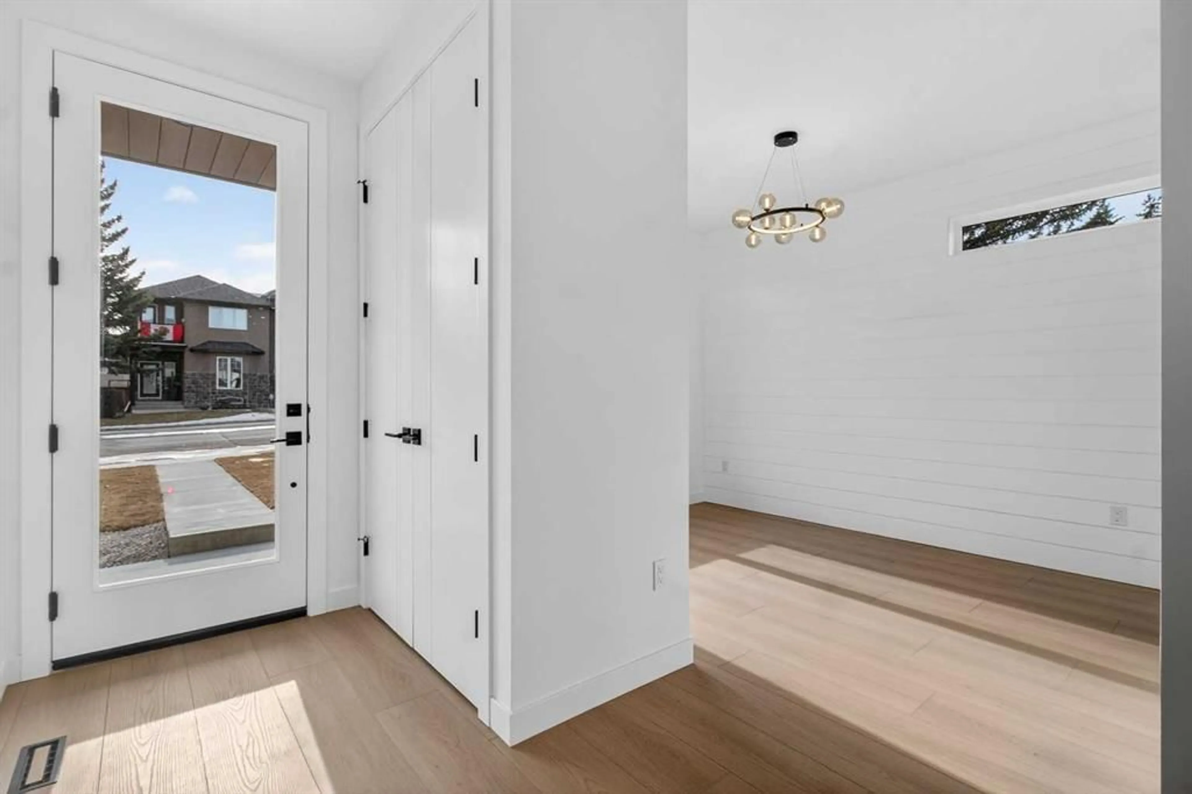 pillar/IMG-A2336281_3.jpg