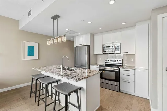 225 11 Ave #1404, Calgary 5