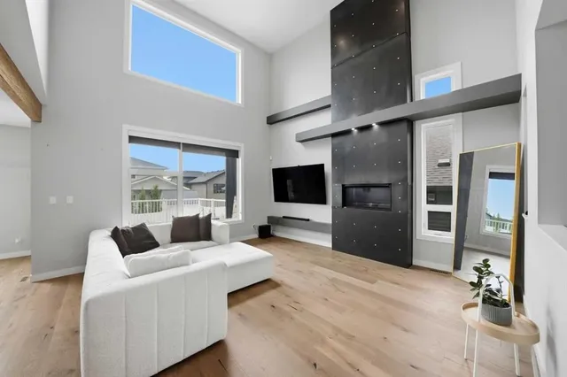 102 Longmire Close, Red Deer 5