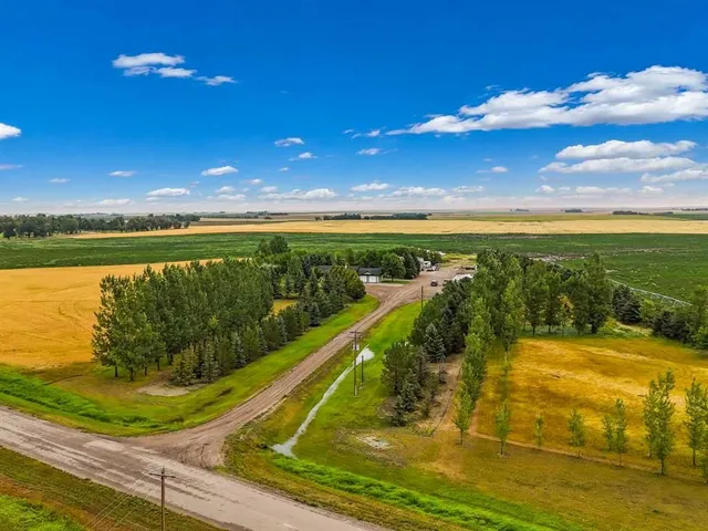104063 Range Road 111, Bow Island 3