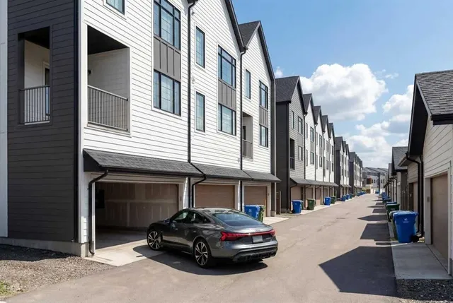 3873 155 Ave, Calgary 5