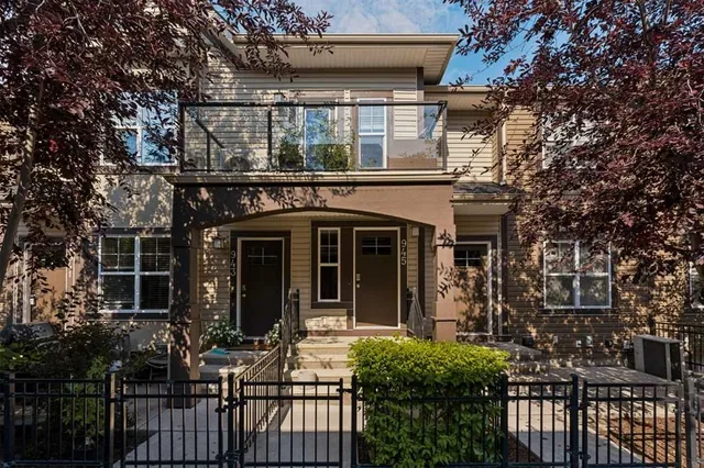 945 Mckenzie Towne Manor, Calgary 3
