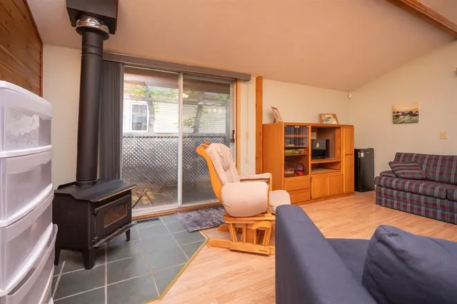 5011 38 St, Sylvan Lake 5