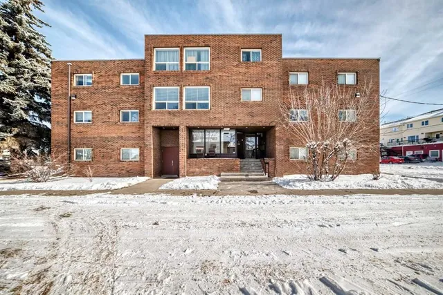 319 2 Ave #402, Strathmore 2