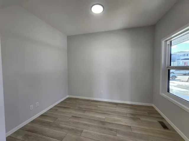 364 Herron Landng, Calgary 2
