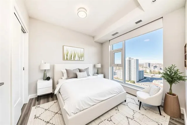 530 3 St #704, Calgary 5