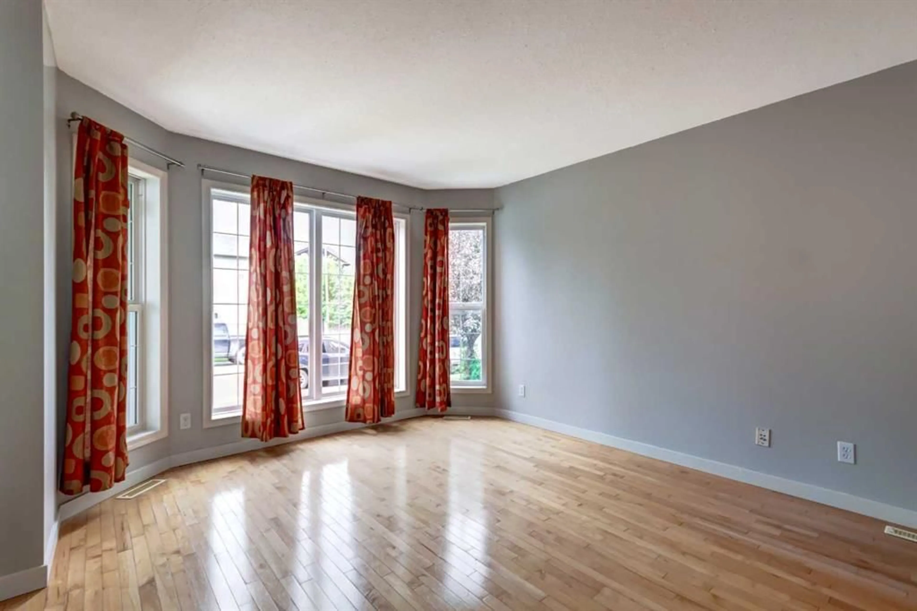 pillar/IMG-A2336856_4.jpg