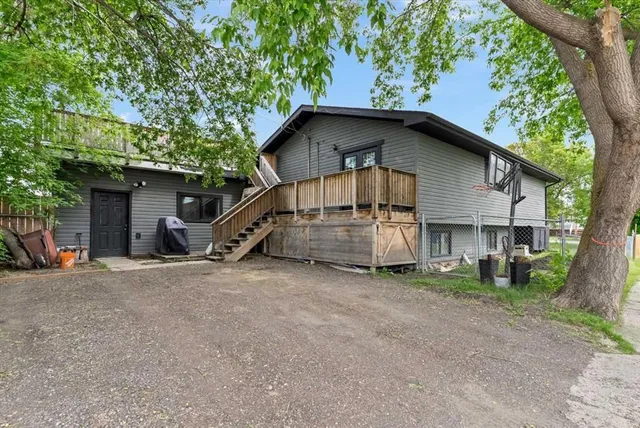 14 2 Ave, Hay Lakes 2