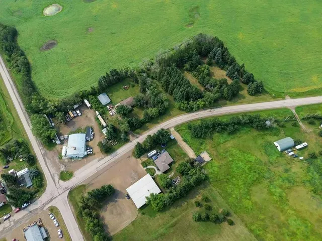 23403 Township Road 374, Rural Red Deer County 5