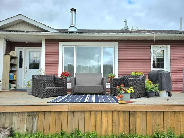 6 8 St, Canyon Creek 5