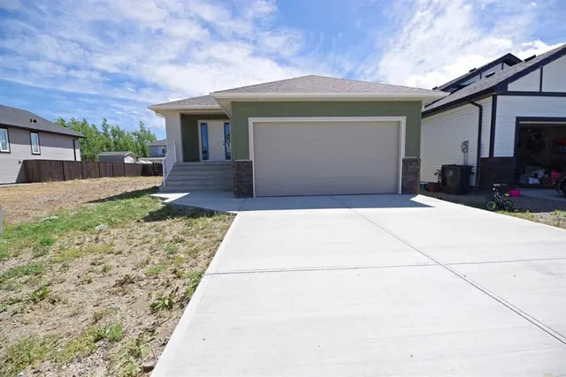 256 Greenwood Rd, Coalhurst 4