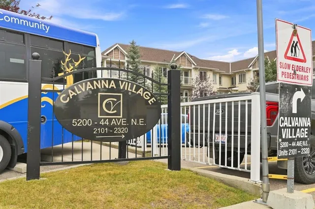 5200 44 Ave #2103, Calgary 2