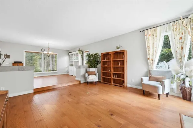 31 Manyhorses Dr, Rural Rocky View County 5