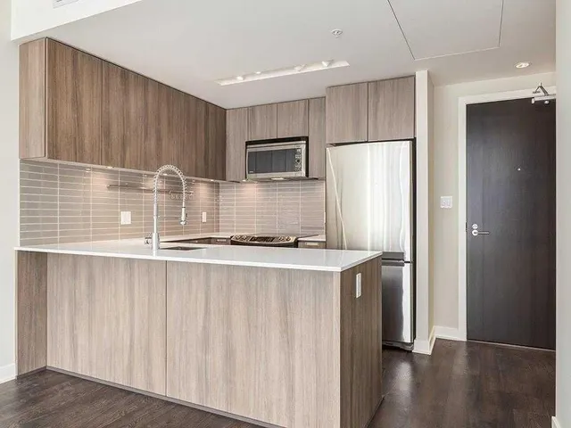626 14 Ave #1009, Calgary 2