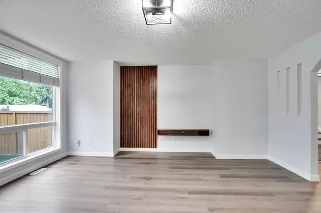41 Millview Pk, Calgary 3