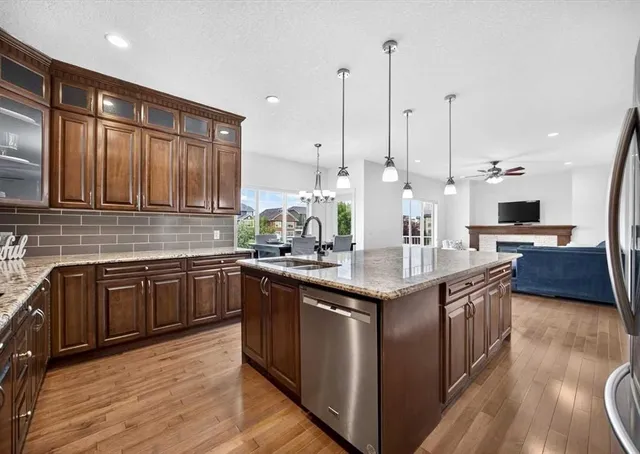 1846 Baywater St, Airdrie 5