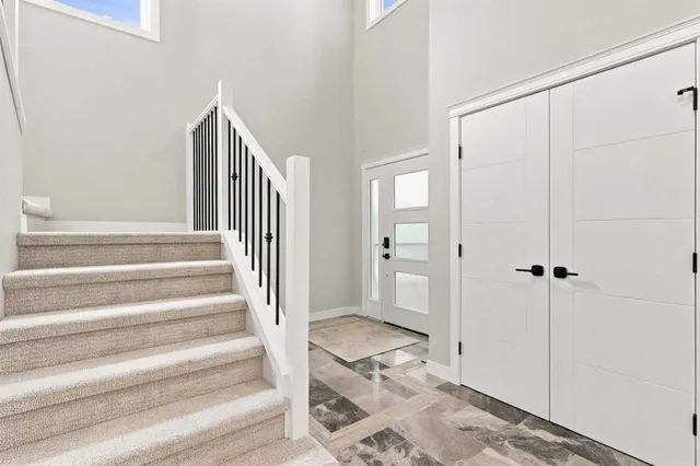 38 Lindman Ave, Red Deer 3