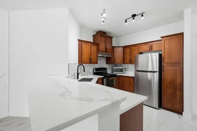 30 Discovery Ridge Close #531, Calgary 5