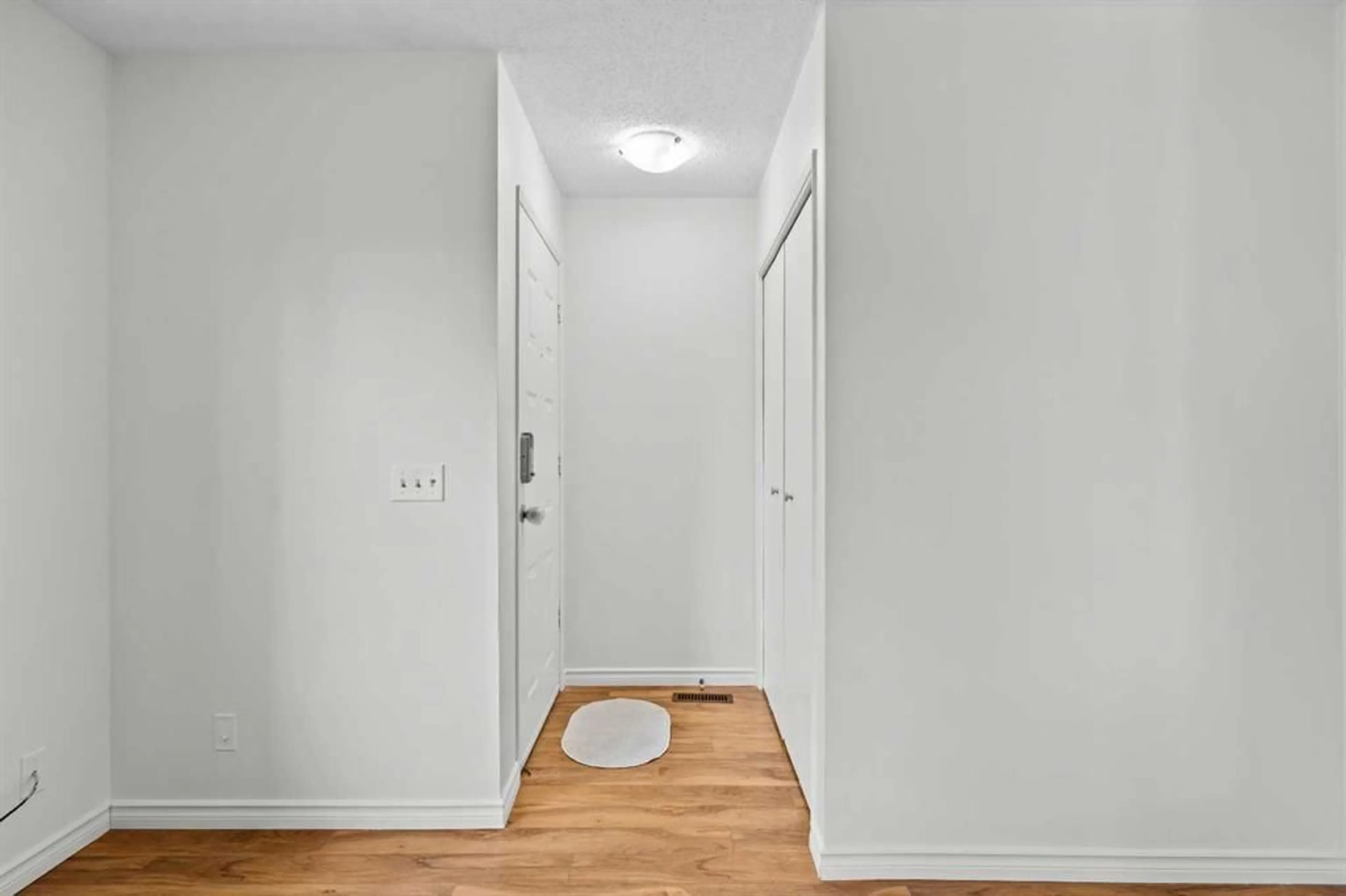 pillar/IMG-A2337354_2.jpg