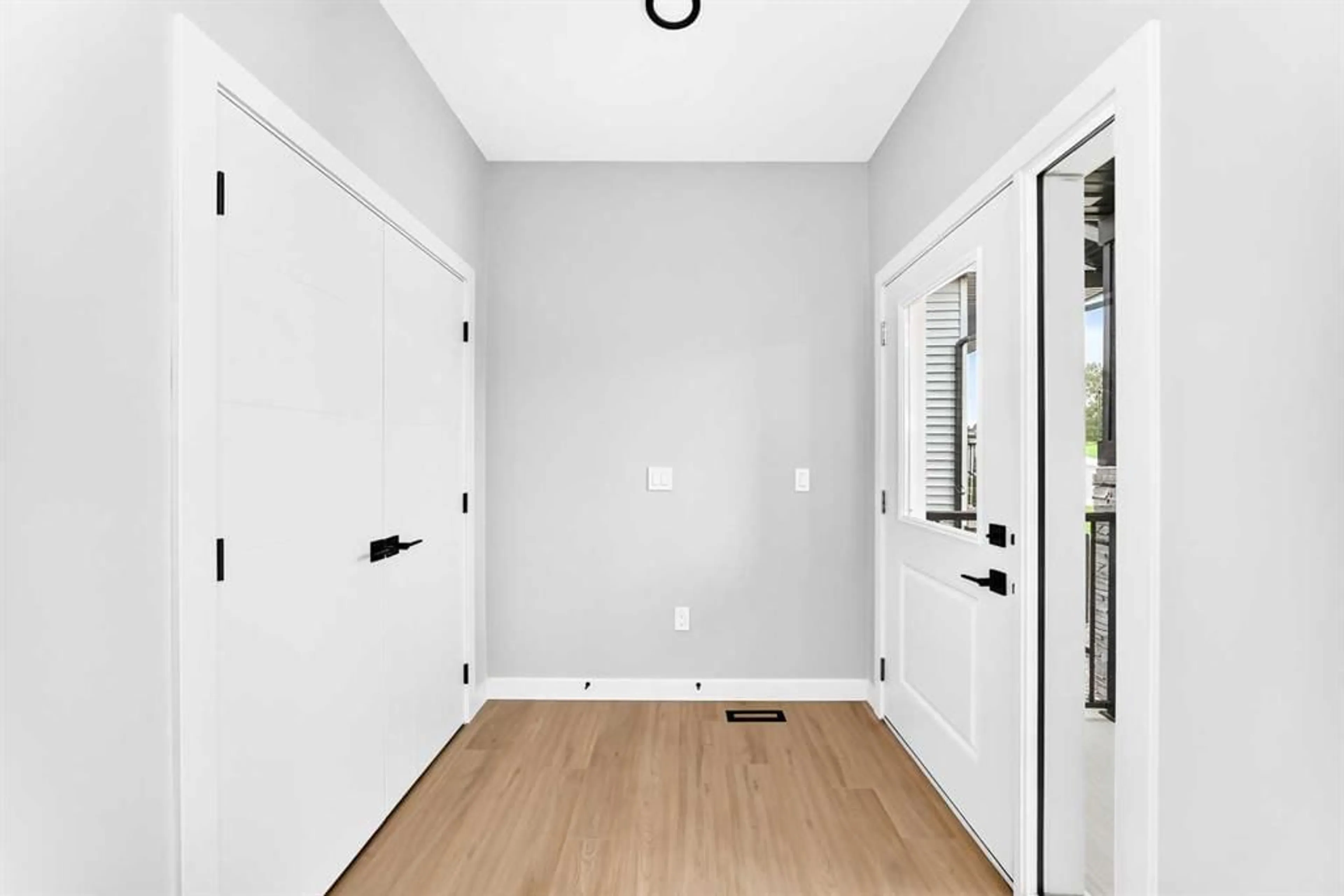 pillar/IMG-A2337394_4.jpg