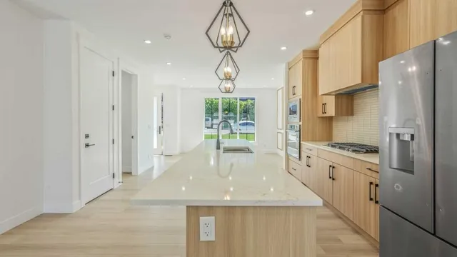 8924 34 Ave, Calgary 5