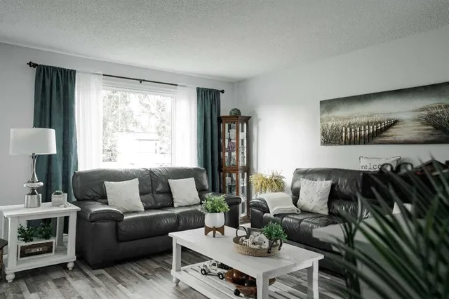 114 Hilltop Cres, Fort McMurray 5