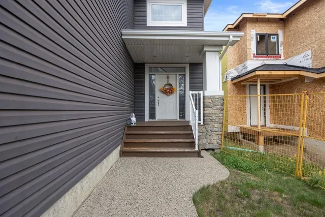724 Heritage Dr, Fort McMurray 2