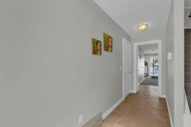 10 West Cedar Rise, Calgary 3