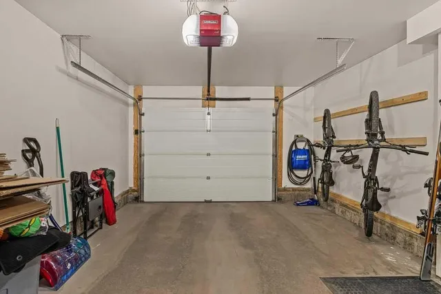 418 Riva Hts, Canmore 5