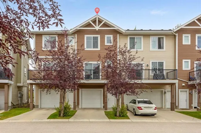 300 MARINA Dr #56, Chestermere 3