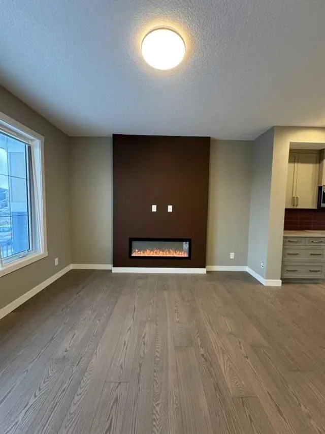 219 Waterford Hts, Chestermere 5