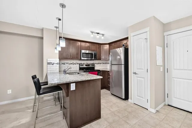 130 Panatella St #1110, Calgary 4
