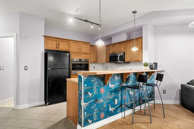 3111 34 Ave #203, Calgary 5