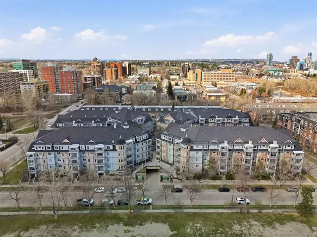 2411 Erlton Rd #103, Calgary 2