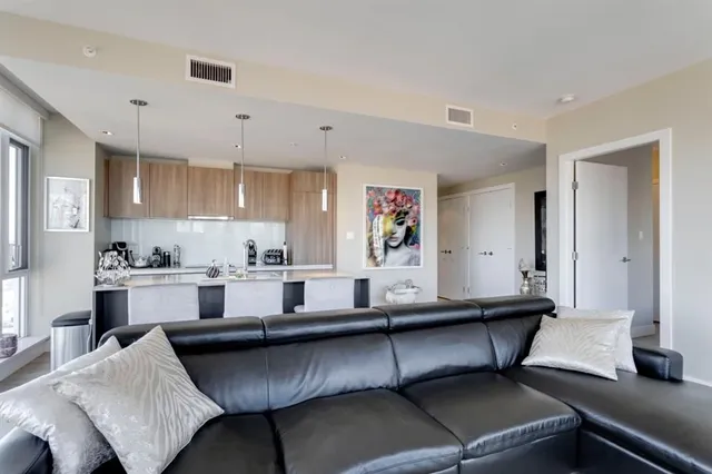 1122 3 St #1509, Calgary 5