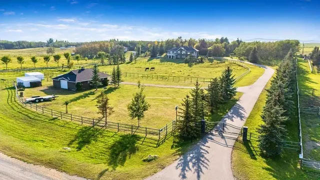 286027 11 St, Rural Foothills County 2