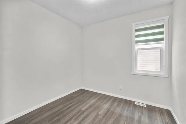 243 Savanna Lane, Calgary 5