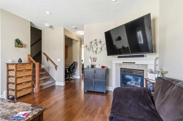 121 Sandpiper Rd, Fort McMurray 5