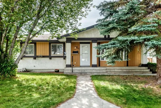 947 Maitland Way, Calgary