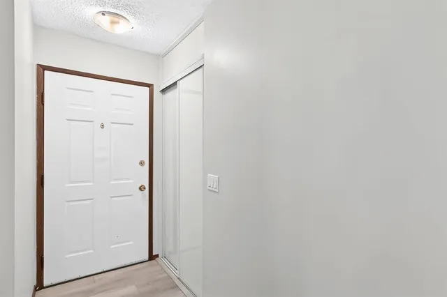 947 Maitland Way, Calgary 2