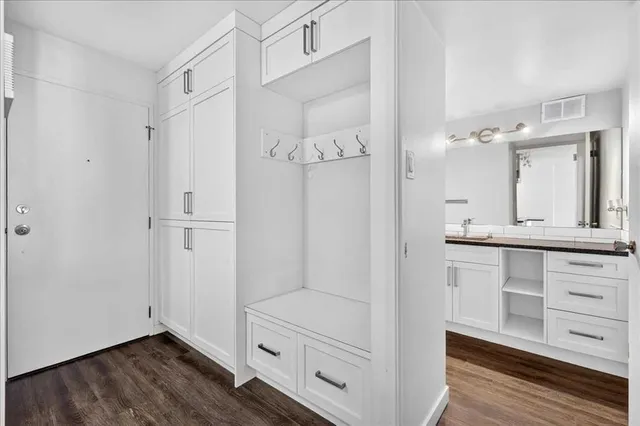 1213 13 Ave #401, Calgary 3